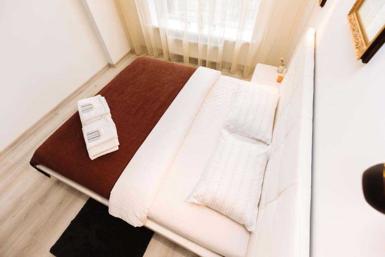 Luxury Terrace View Apartment! Lviv Exterior photo